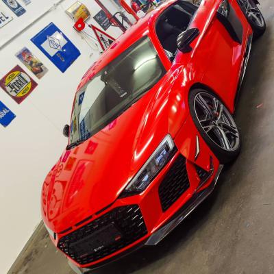 Audi R8 Avery Red