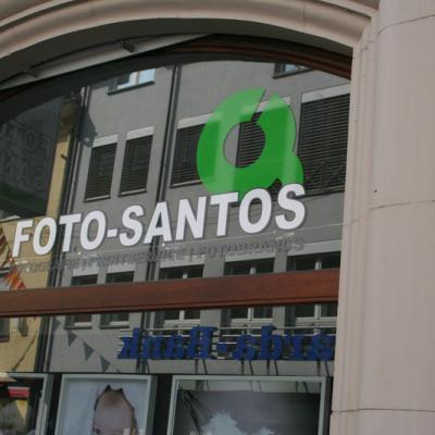 Santos Fenster